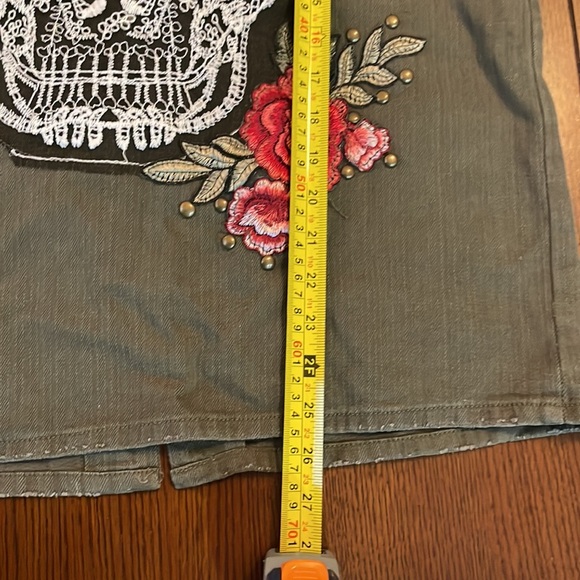 Boomboom Jeans Embroidered Embellished Skull Roses Jacket Women’s M - Picture 5 of 7